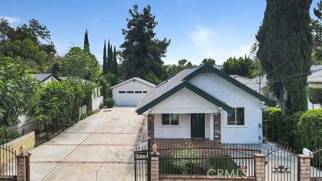 Property photo for 4950 Aldama, Los Angeles, CA
