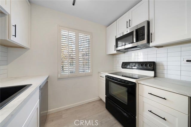 11212 Summertime LN, Culver City, CA 90230 Kithcen