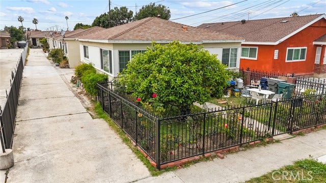 Property photo for 10605 Buford AVE, Inglewood, CA