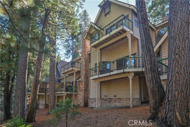 Property photo for 27494 White Fir, Lake Arrowhead, CA