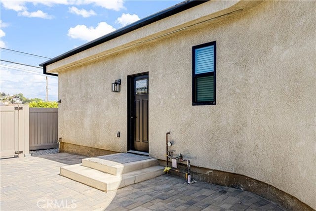 Property photo for 4040 Somers, Los Angeles, CA