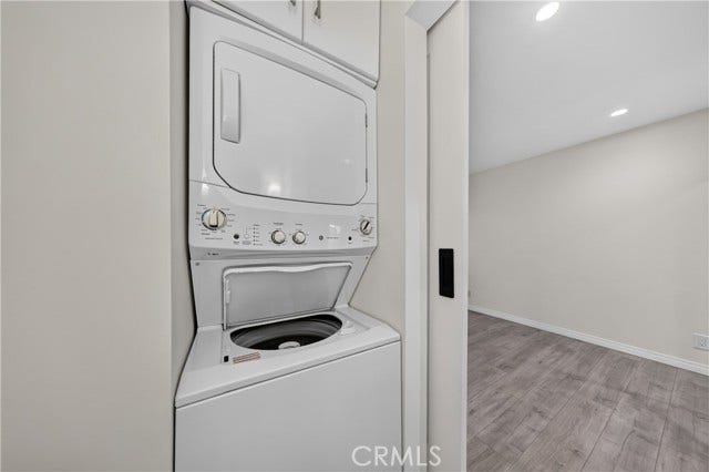 7025 Glade Ave, #2, Canoga Park, CA 91303 7025 Glade Ave, #2, Canoga Park, CA 91303