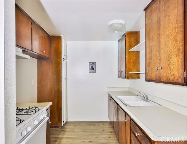 1817 E 2nd ST, Duarte, CA 91010