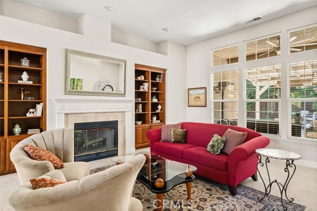 1 London CT, Chico, CA 95973