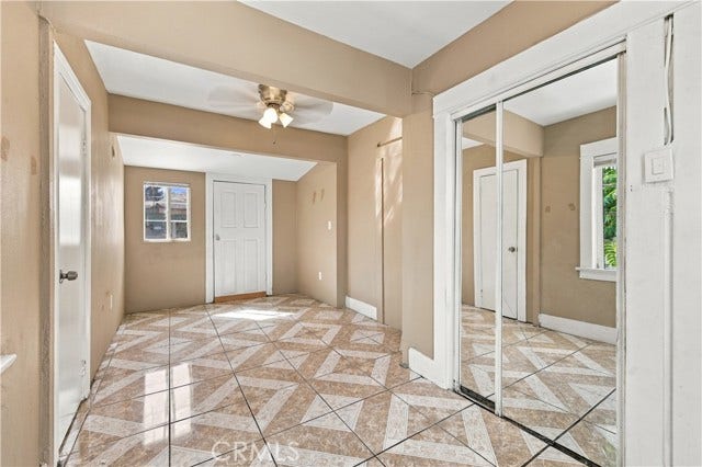 1836 E 71st, Los Angeles, CA 90001