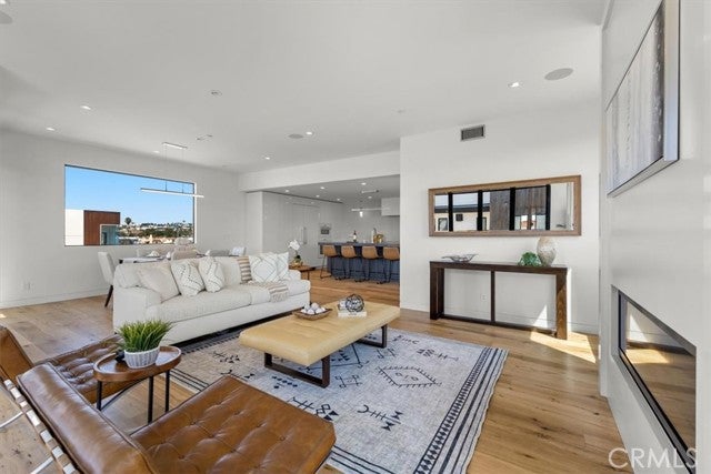 Property photo for 812 Loma Drive, Hermosa Beach, CA
