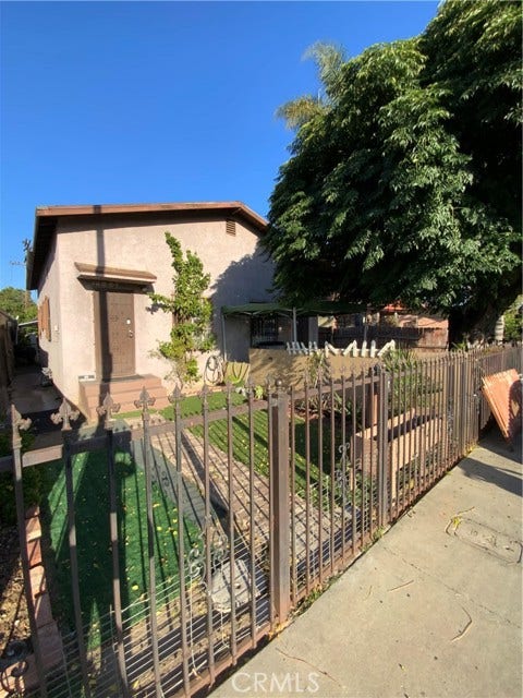 Property photo for 1150 S Augusta AVE, Los Angeles, CA