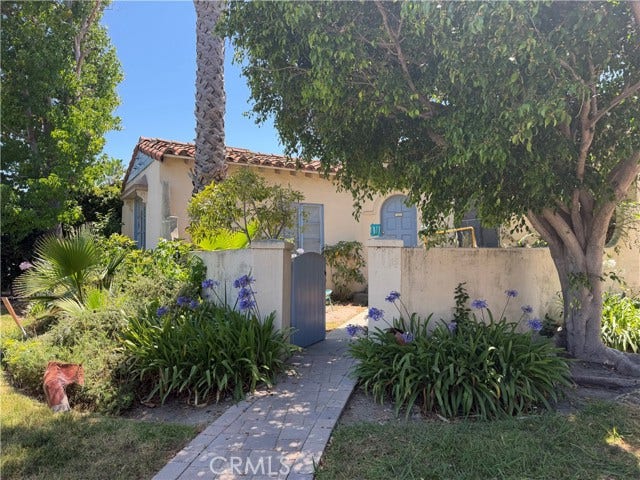 Property photo for 1601 S Crest, Los Angeles, CA