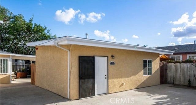 Property photo for 554 W 93rd, Los Angeles, CA