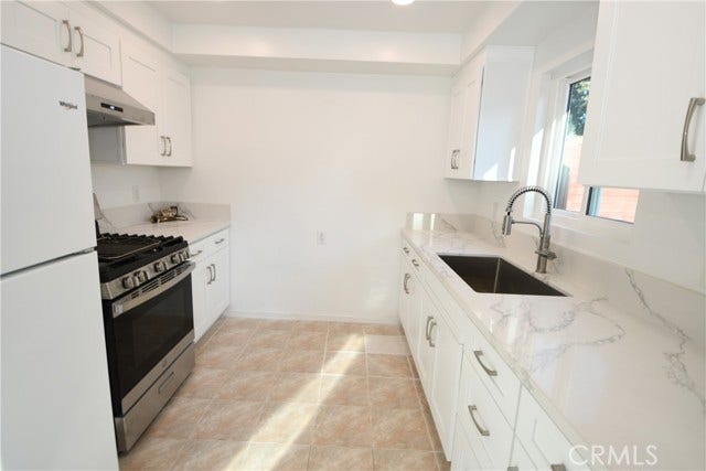 2706 Robinson ST, Redondo Beach, CA 90278