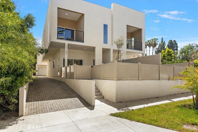 Property photo for 642 E Fairview BLVD, #C, Inglewood, CA