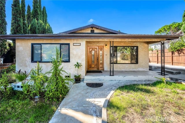 Property photo for 2326 Loy LN, Los Angeles, CA