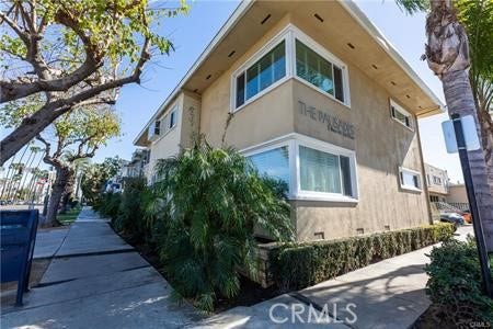 Property photo for 12 3rd PL, Long Beach, CA