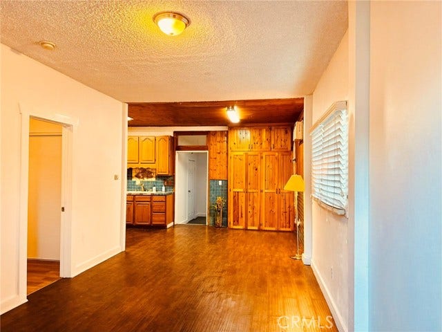 Property photo for 260 E South, Long Beach, CA