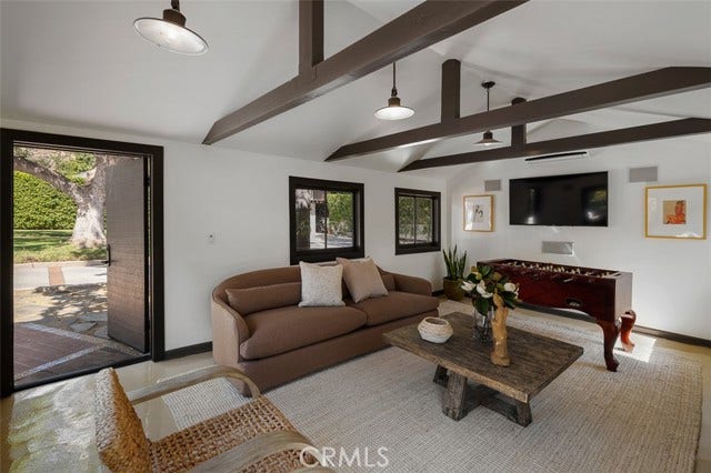 2098 Roosevelt, Altadena, CA 91001
