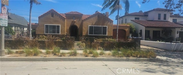 Property photo for 840 S Dunsmuir, Los Angeles, CA