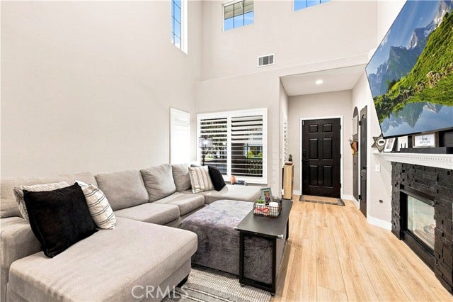 23800 Woodpark CT, Valencia, CA 91354