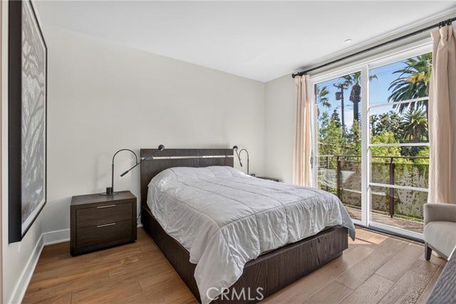 125 Hurlbut ST, #202, Pasadena, CA 91105