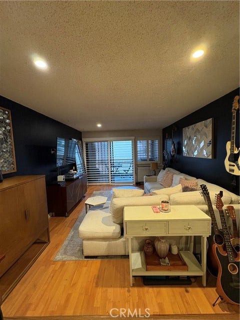 Property photo for 1118 Valencia ST, #113, Los Angeles, CA