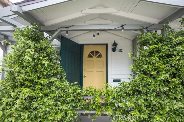 Property photo for 1012 Temple Ave, Long Beach, CA