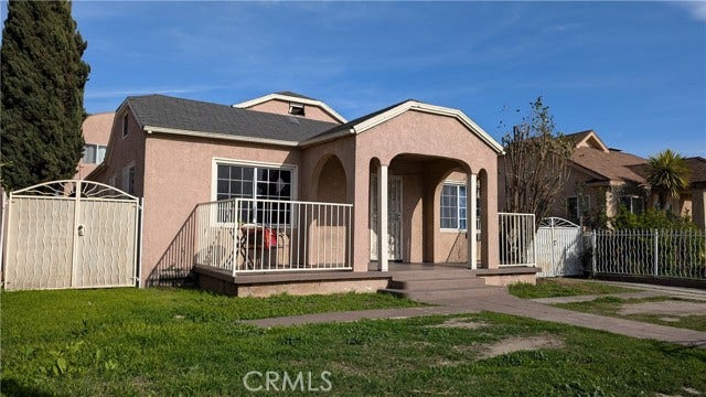 Property photo for 3854 Arlington AVE, Los Angeles, CA
