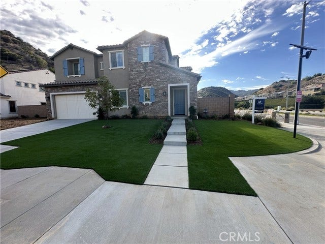 Property photo for 8327 N Mariposa CT, West Hills, CA