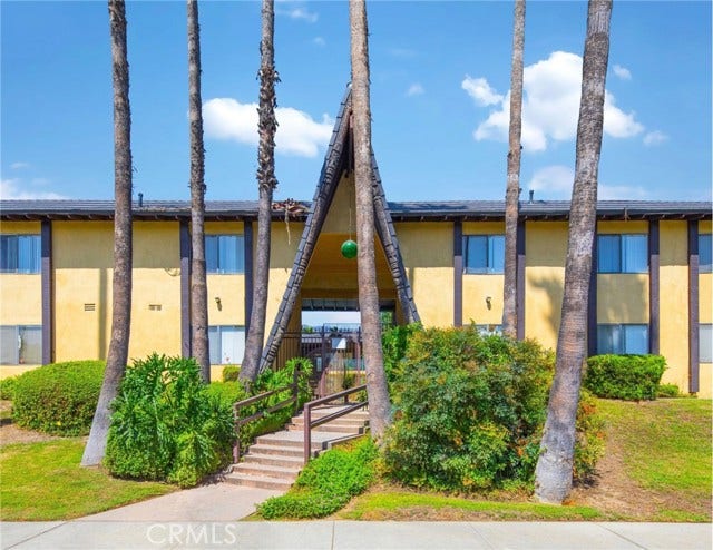 1817 E 2nd ST, Duarte, CA 91010