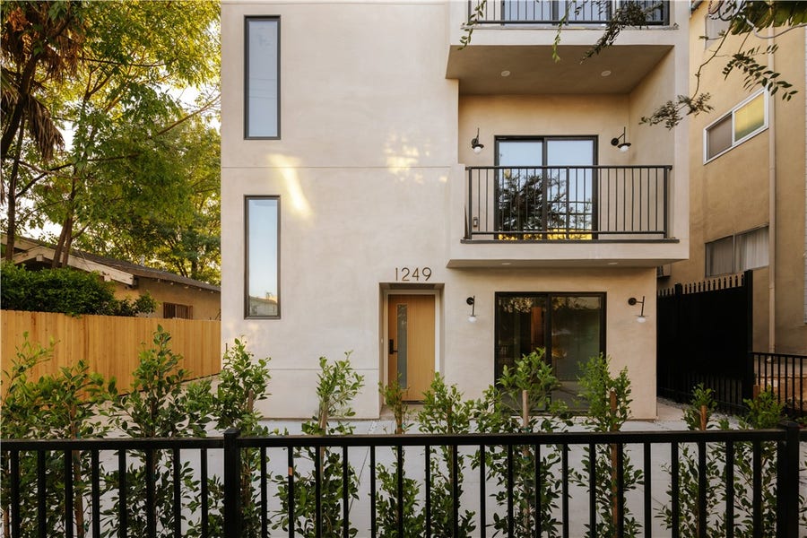 Property photo for 1249 Seward ST, Los Angeles, CA