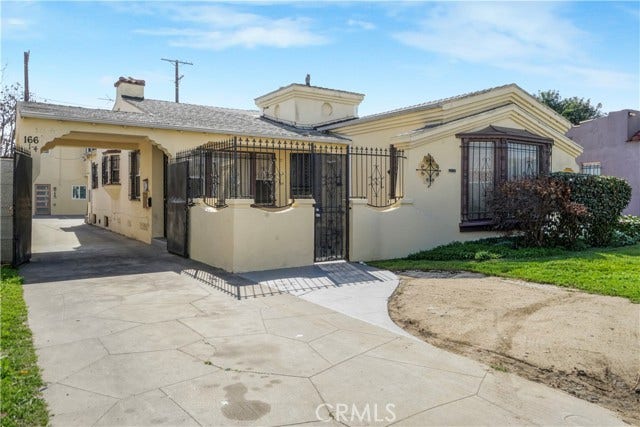 Property photo for 162 W 65th ST, Los Angeles, CA