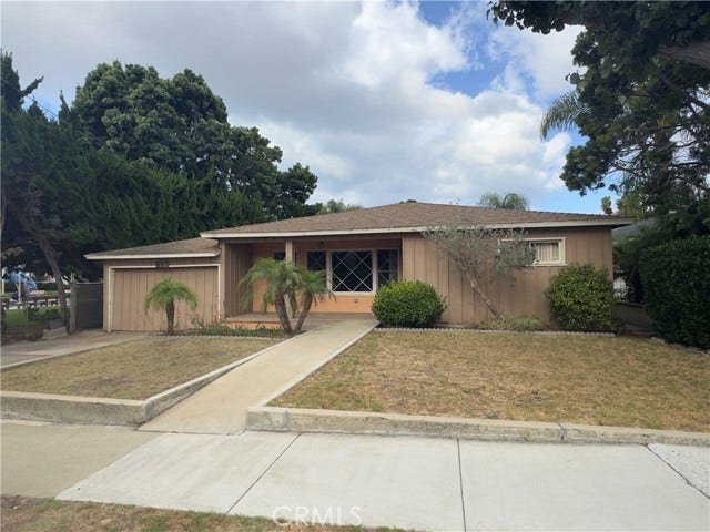 Property photo for 419 kansas ST, El Segundo, CA