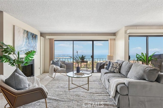 Property photo for 3432 S Peck AVE, #302, San Pedro, CA