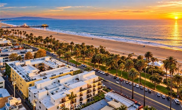 Property photo for 833 Ocean Avenue, #304, Santa Monica, CA