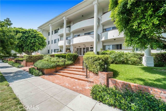 Property photo for 521 Montana AVE, #211, Santa Monica, CA