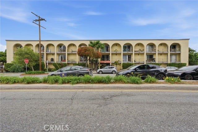 Property photo for 2311 4th ST, #106, Santa Monica, CA
