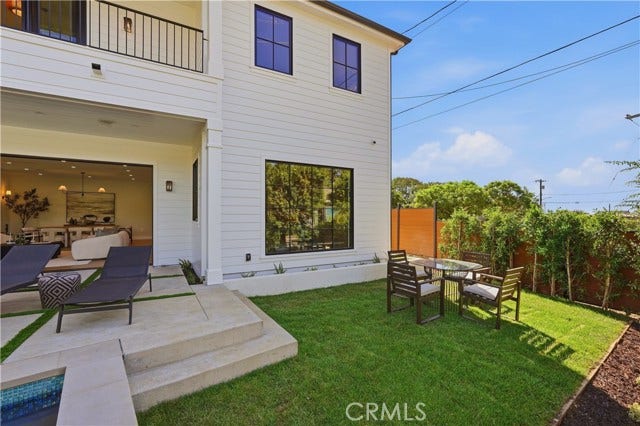 707 Wildomar ST, Pacific Palisades, CA 90272