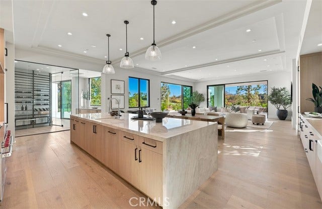 76 Hillcrest LN, Newport Beach, CA 92660
