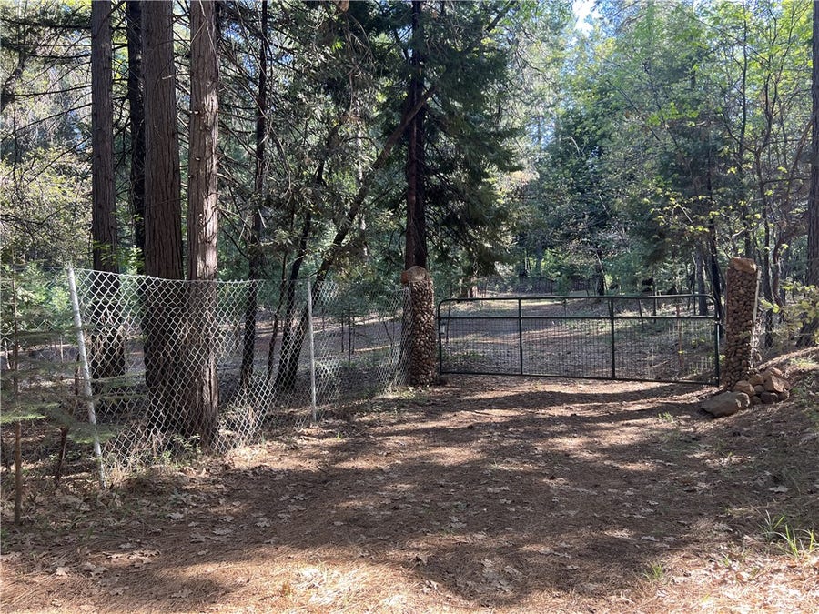 Property photo for 0 Headwaters RD, Forest Ranch, CA