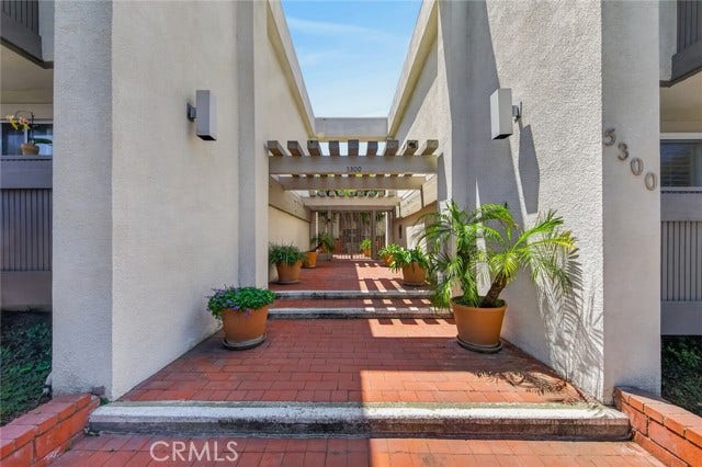 Property photo for 5300 Fairview, Los Angeles, CA