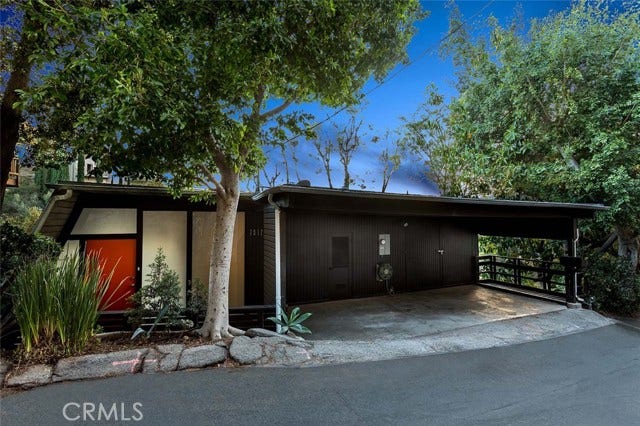 Property photo for 7912 Willow Glen RD, Los Angeles, CA