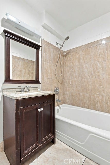 203 1/2 2 Bedroom , full bath
