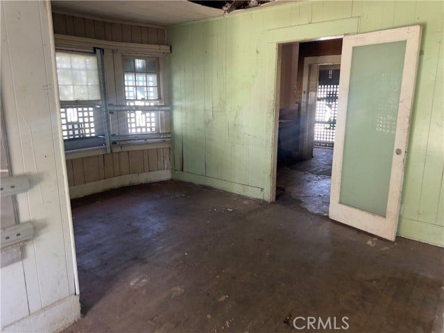 409 S Flower, Santa Ana, CA 92703