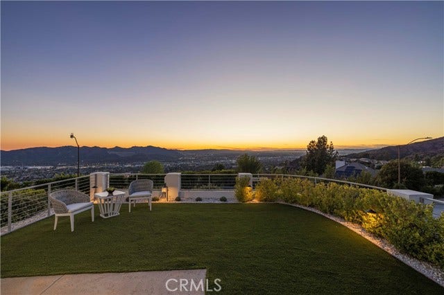 180 Aspen Oak, Glendale, CA 91207