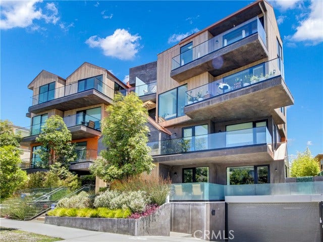 Property photo for 1618 Hilts AVE, #103, Los Angeles, CA
