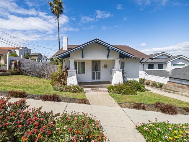 Property photo for 573 W Palm AVE, El Segundo, CA
