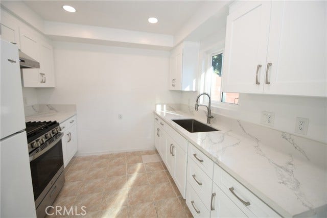 2706 Robinson ST, Redondo Beach, CA 90278