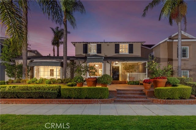 Property photo for 241 Bay Shore, Long Beach, CA