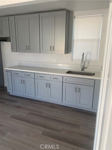 Property photo for 1028 1/2 W 55th ST, Los Angeles, CA