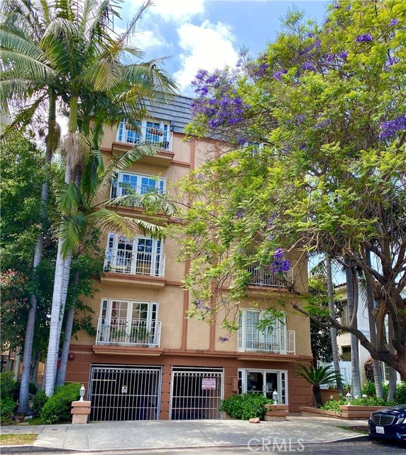 Property photo for 2205 S Bentley Avenue, #102, Los Angeles, CA