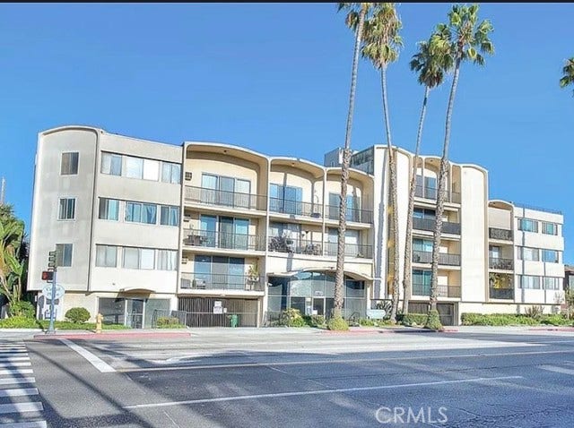Property photo for 1770 Ximeno AVE, #202, Long Beach, CA