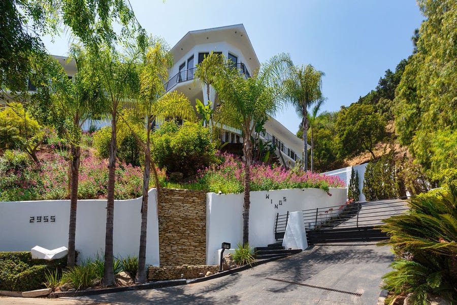 Property photo for 2955 Passmore DR, Los Angeles, CA